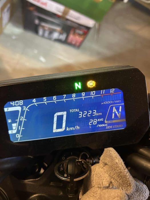 Honda CB125R (przebieg 3223km)