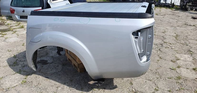 nissan navara d23 paka zabudowa tył roleta