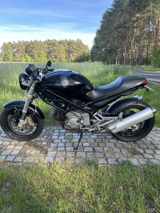 Ducati Monster 620cc 2004r.