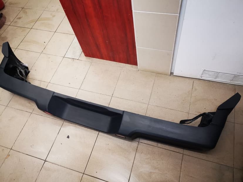 Zderzak tył Jeep Wrangler Rubikon