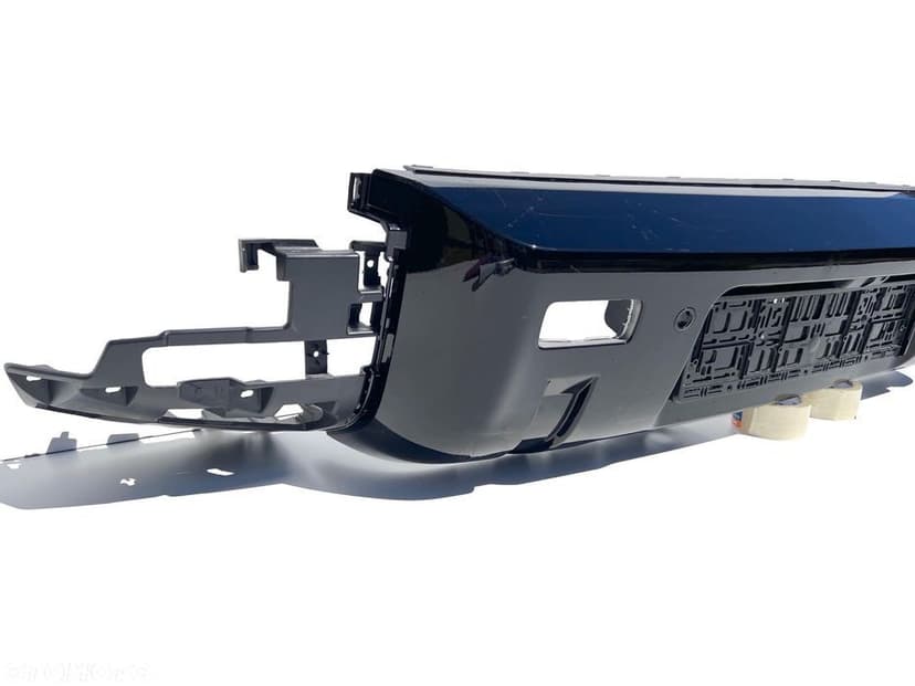 Land Rover Defender L663 20- Zderzak Tylny PDC Kamera E8B2-17D781-A