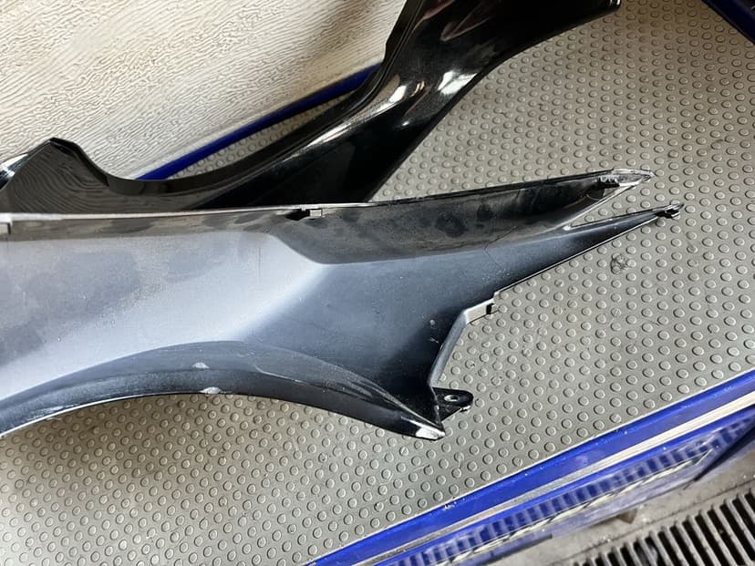 Kawasaki z 1000 ogon zadupek owiewka boczek