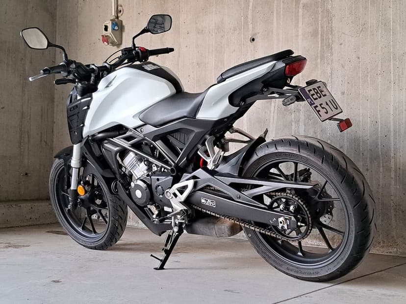 Honda CB 125R * 2020r * 4930 km * Biała perła * TRANSPORT * JAK NOWA