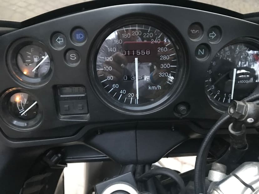 Honda cbr 1100 xx bezwypadek oryginal