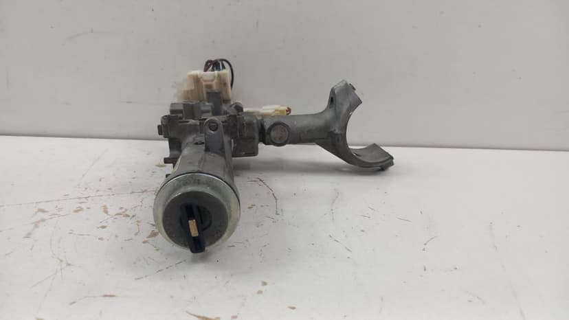 Toyota Land Cruiser  J100 Stacyjka Z Kluczykiem 45020-60-13