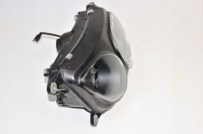 Kawasaki ZX7R 750 ZX-7R 96-03r reflektor lampa przód