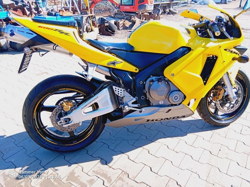 Honda CBR600RR Przygotowany do sezonu