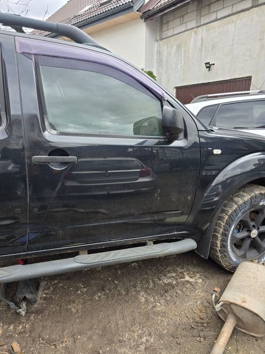Na części Nissan Navara 2.5 TDI 174km