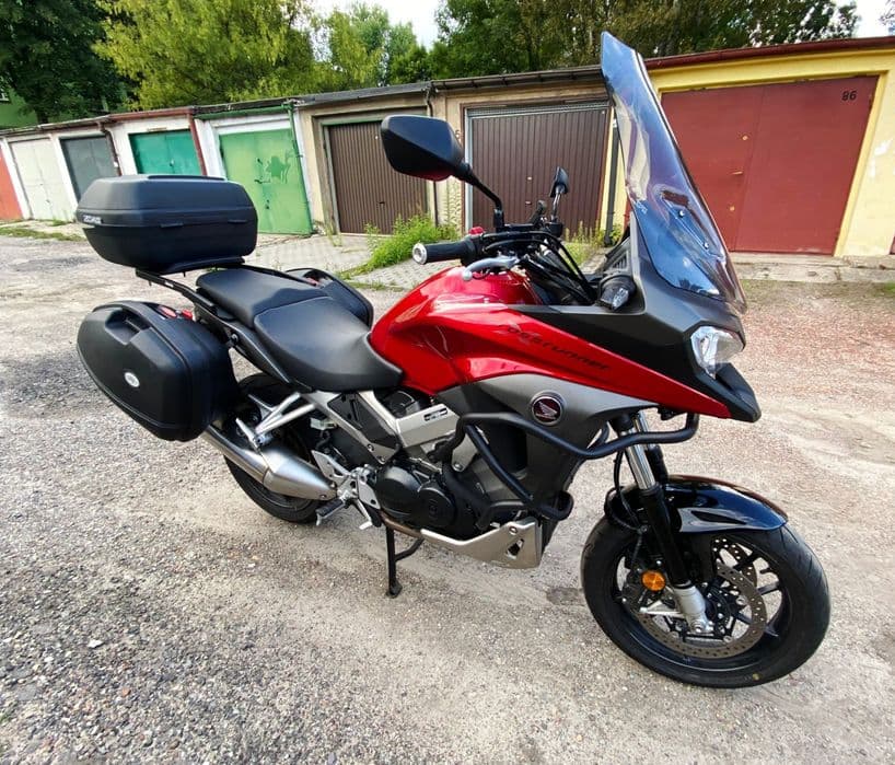 Honda VFR 800 X -- REZERWACJA !