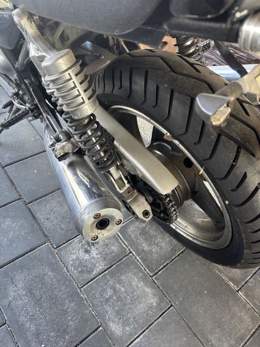 Motor Kawasaki Zephyr