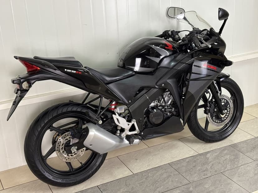 Honda Cbr 125 #Kat B A1 #Black #11 tys przebiegu