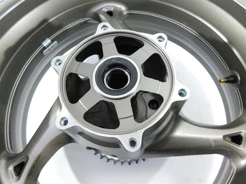 FELGA KOŁO TYŁ SUZUKI GSX 1300R HAYABUSA 08-20 6411115H01019
