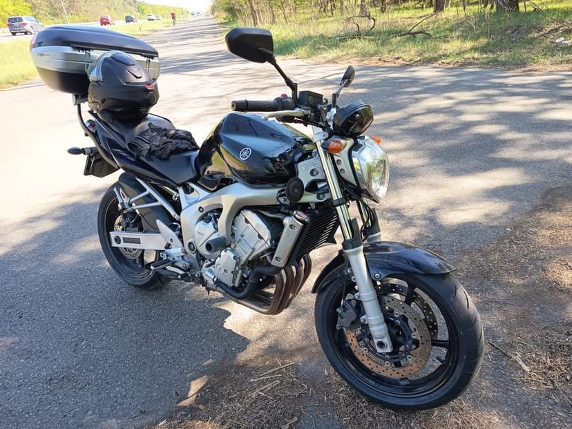 Yamaha Fz6n S1 czarna