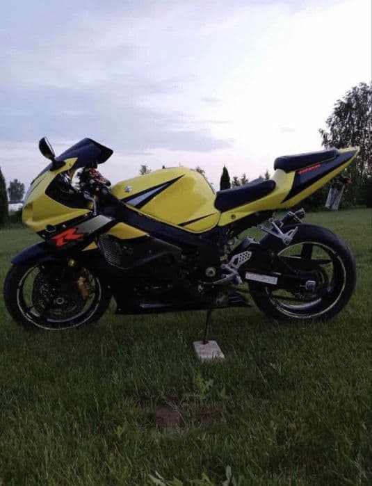 Scigacz Suzuki GSXR 1000  zamiana zamiemie