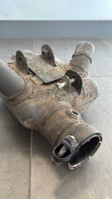 Kolektor Wydechowy Katalizator Suzuki GSXR 1000 K7 K8. 2007-08 [978]