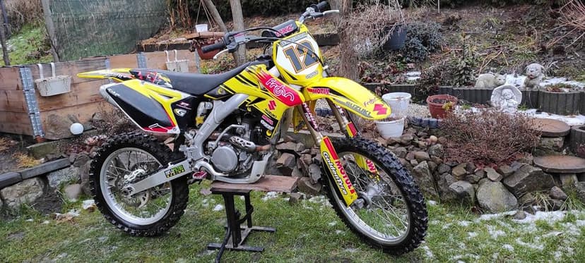 Suzuki RM Z 250  Mega zadbany nowe opony gotowy do jazdy 2009