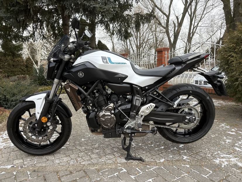 Yamaha MT 07 ABS 17tys km Bezwypadkowy Oryginał Transport Dodatki Pole