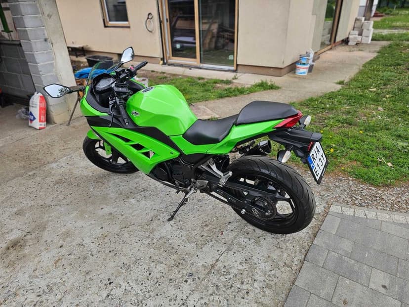 Kawasaki Ninja 300 w super stanie | wydech akrapovic | nowe opony