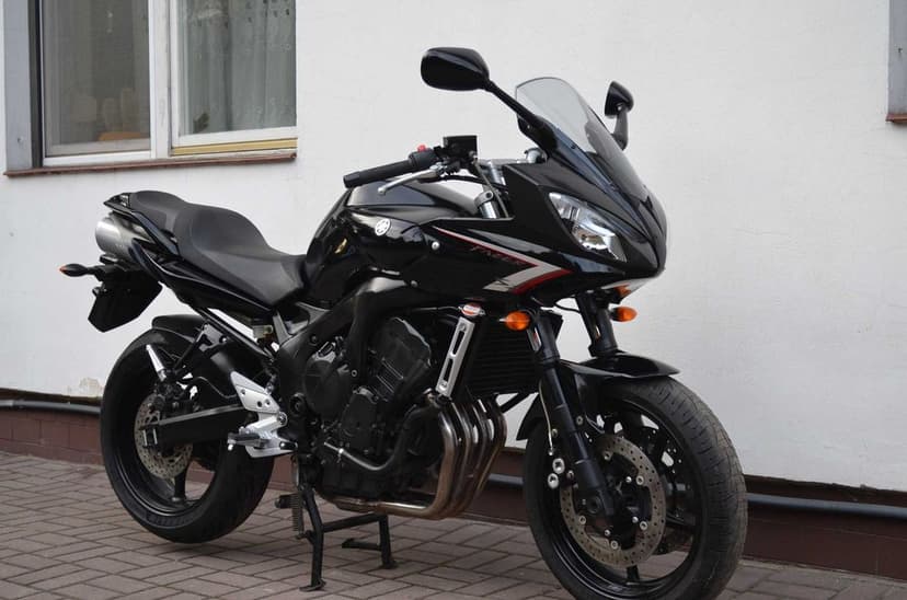 YAMAHA FZ6 Fazer 600 S2 2009