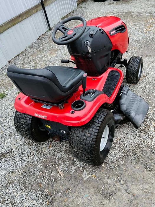 Kosiarka traktorek Husqvarna, Jonsered, 17,5KM, pompa oleju