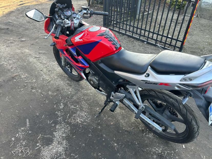 honda cbr 125 idealna do nauki jazdy