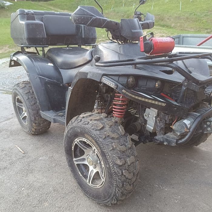 Quad linhai 420 + pług do śniegu.