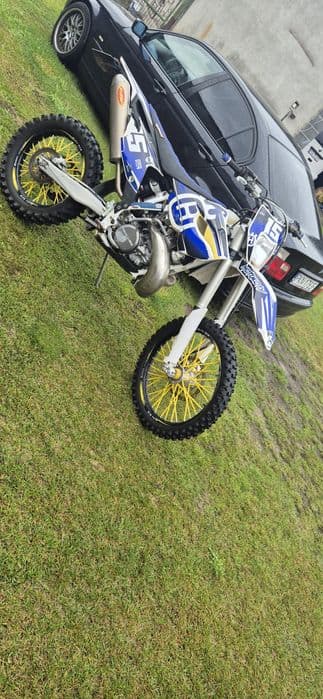 Sprzedam husvwane 300te full fmf sprzęgło reklusa  cena do końca miesi