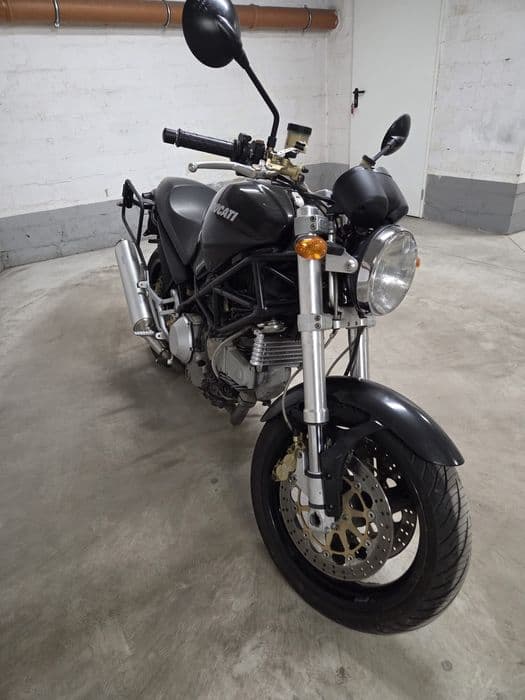 Ducati Monster 900 i.e. Dark 1 właściciel