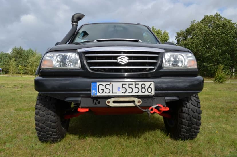 Suzuki Grand Vitara 2.5  Radzikone 4" Automat 2005 rok Stalowy Most.