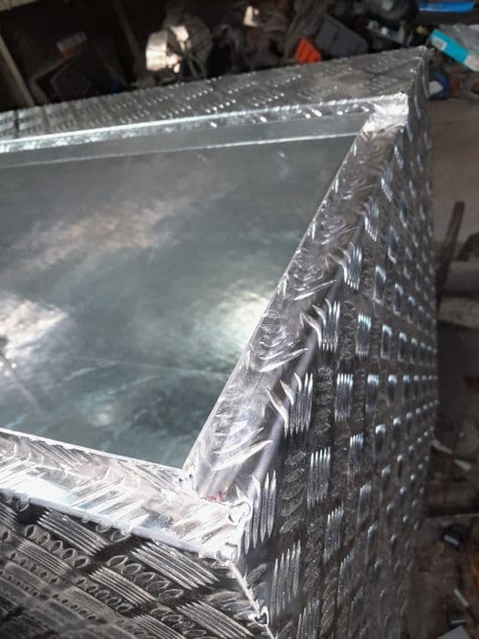 Aluminiowy Bagażnik dachowy Land Rover Defender pickup taeardrop  zabu