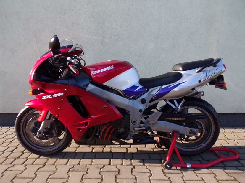 Sprzedam Kawasaki ZX9R