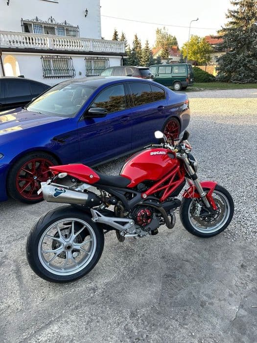 Ducati Monster 1100 z wydechem Termignoni, po strojeniu