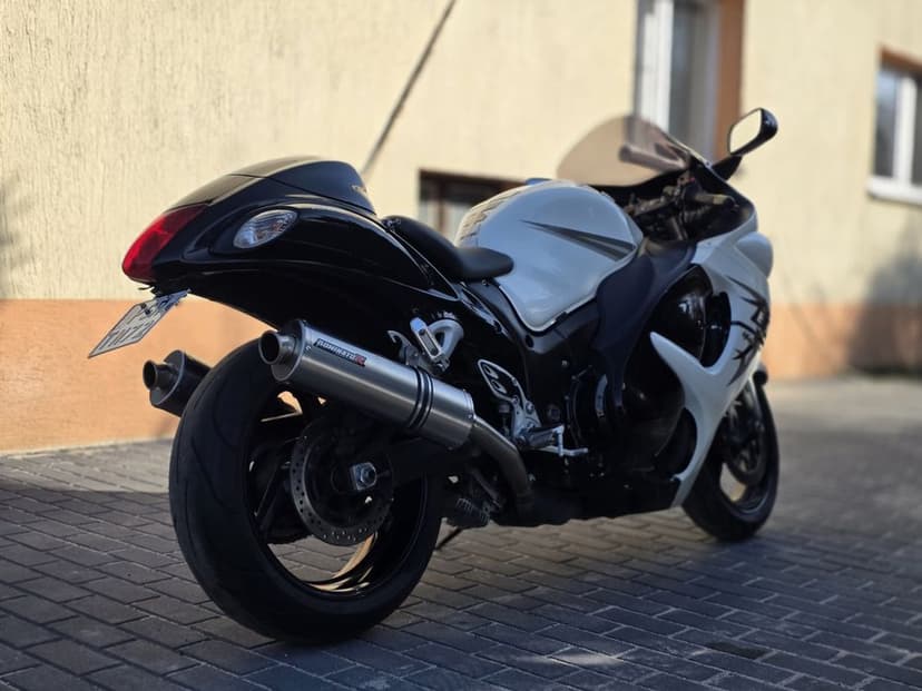 Suzuki Hayabusa 2008r – 197 KM