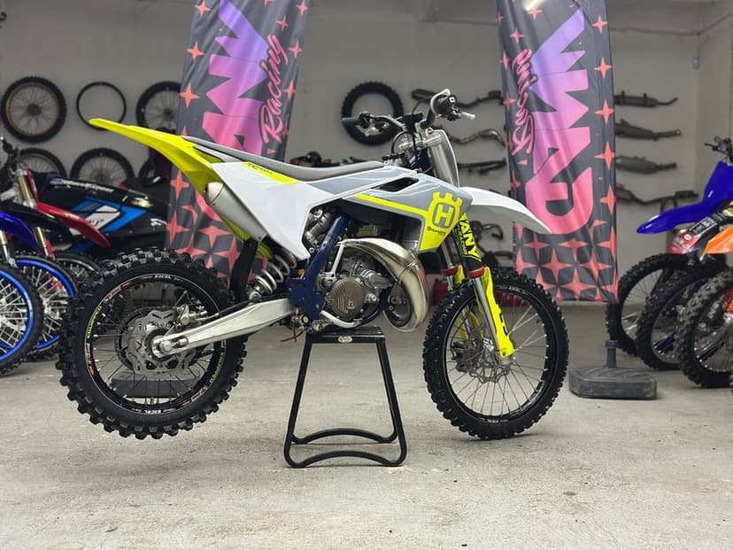 Husqvarna TC 85 cc 2024 - 64mth - stan salonowy - 2szt