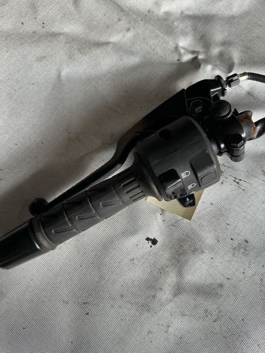 Przełącznik świateł linka sprzęgła Kawasaki Ninja 125