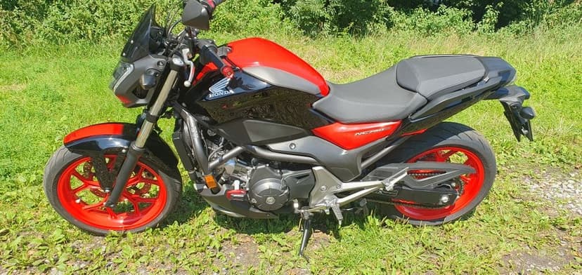 NC 750 SA stan bdb-przebieg udokumentowany dl 650 versys 650 vfr 800