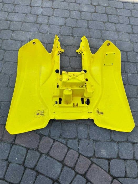 blotnik tyl Suzuki LTZ 400 r 03-08 nadkole plastik tylny zderzak