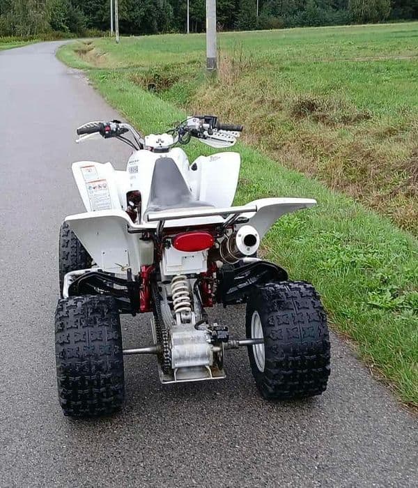 Yamaha Raptor 660
