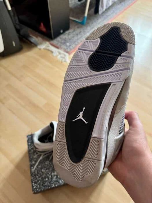 Buty sportowe Jordan_4_Retro_Military_black R.39