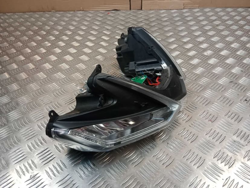 Aprilia RS 660 Reflektor Przedni Lampa Przód Przednia 20-25