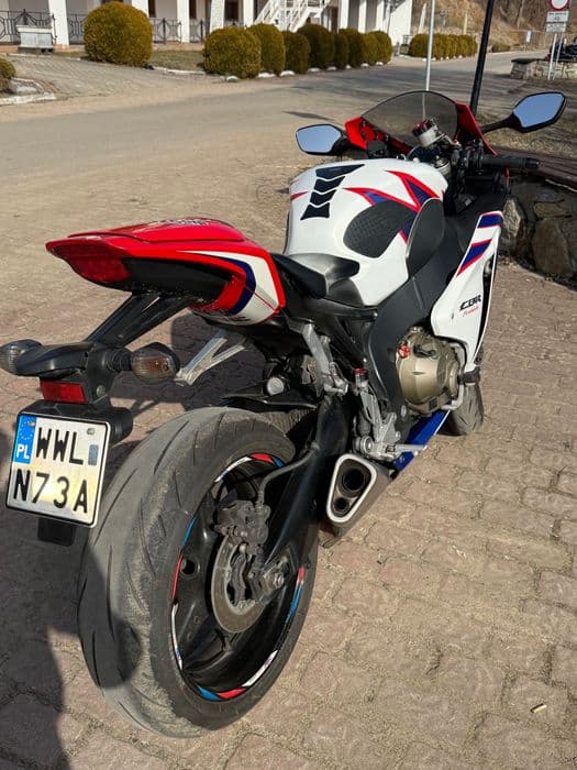 Honda cbr 1000 rr sc 59