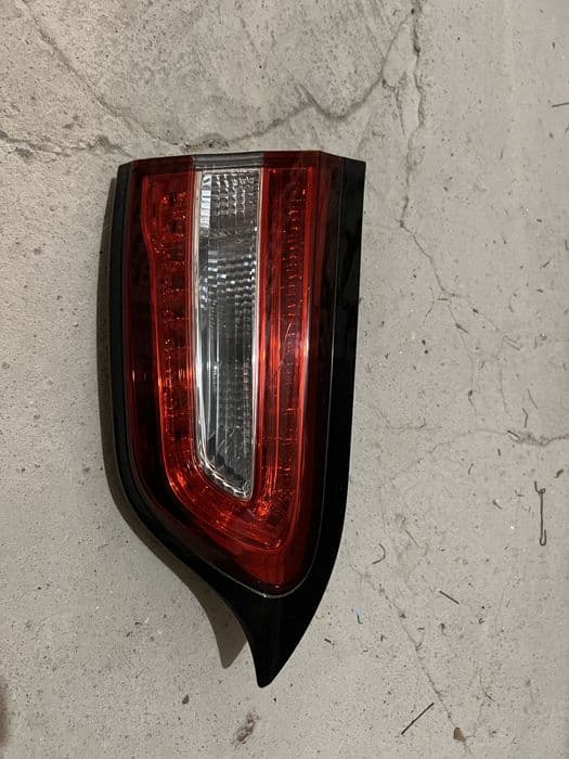 Lampy jeep cherokee KL w klape