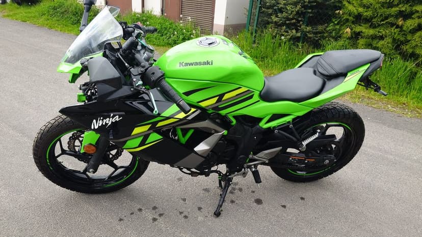 Kawasaki ninja 125 2021 rok okazja Arrow 21tys km
