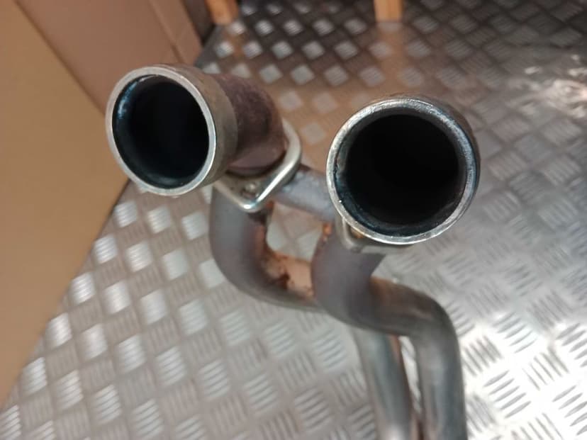 Suzuki GSX-8R Kolektor Wydechowy 23-26