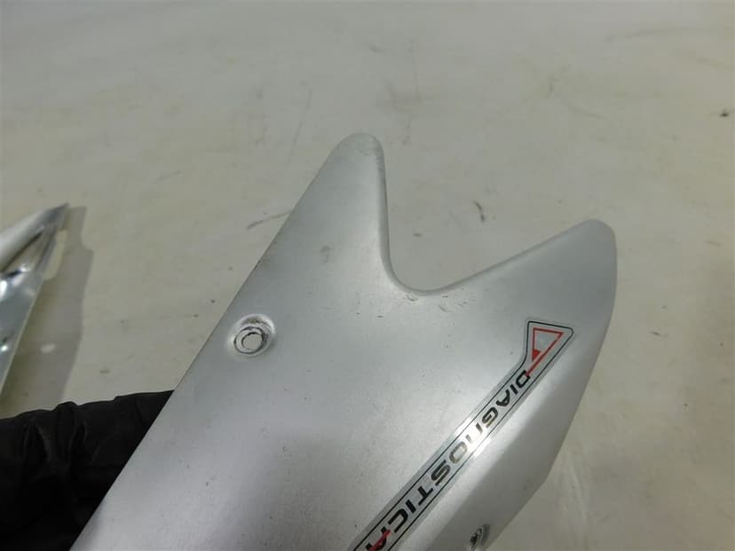 OSŁONA OSŁONY MV AGUSTA 750 F4 BRUTALE 01-06 U-11 800099135