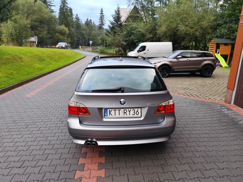 BMW E61 2.5d M57 | Manual 6 biegow | 2 komplety kół | 2004
