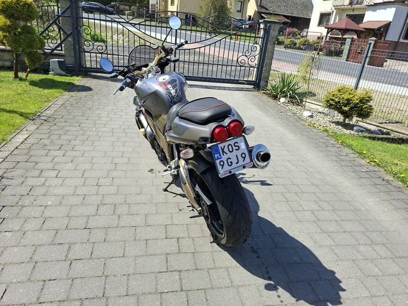 Aprilia   Rsv TUONO 1000