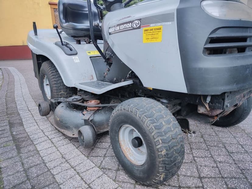 DUŻY•TRAKTOREK•KOSIARKA• Husqvarna •SUPER•STAN•po serwisie gotowy do pracy