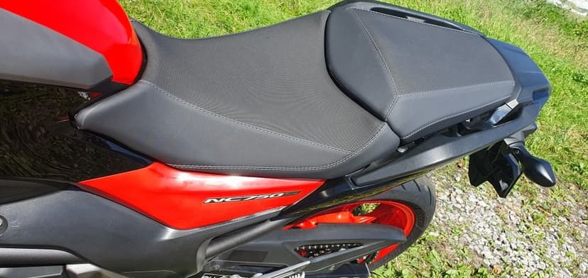 NC 750 SA stan bdb-przebieg udokumentowany dl 650 versys 650 vfr 800