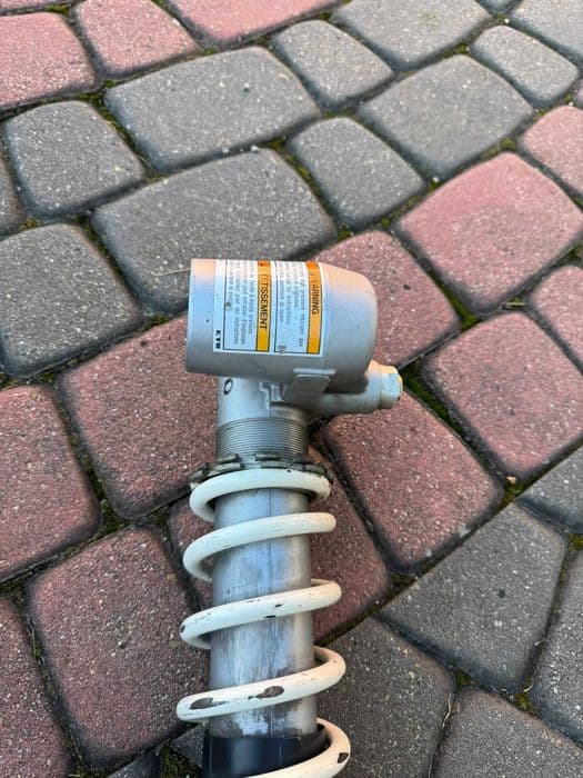 amortyzator zawieszenie tyl tylne kiwak Kawasaki kfx 450 r 08-14